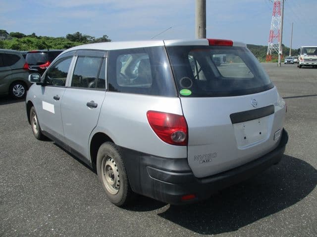 Car thumbnail 3