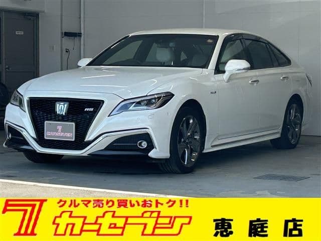 TOYOTA CROWN sedan hybrid 4WD