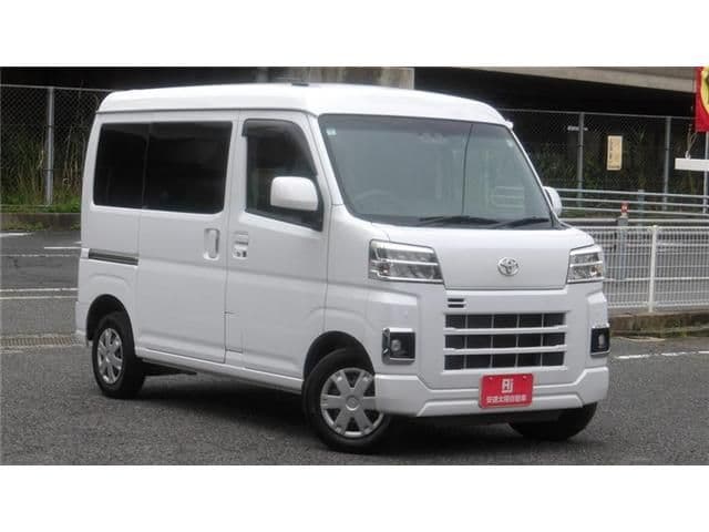 TOYOTA PIXIS van