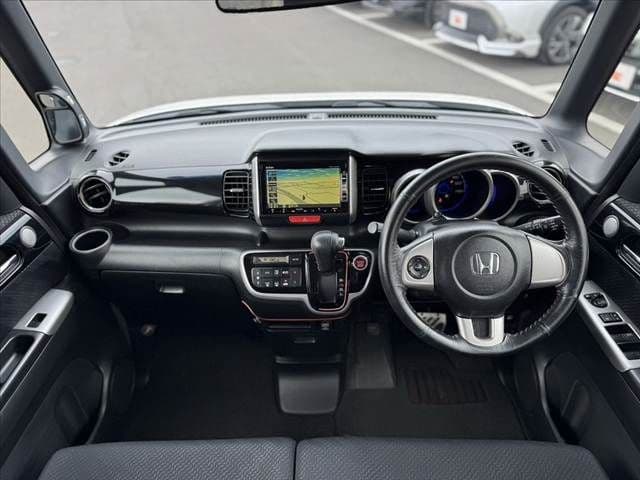 Car thumbnail 2