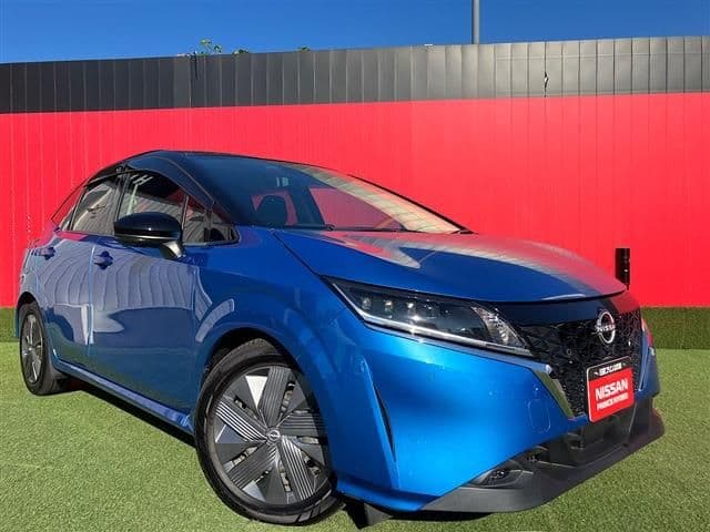 NISSAN