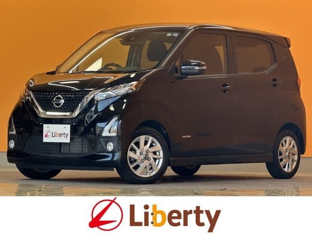 NISSAN