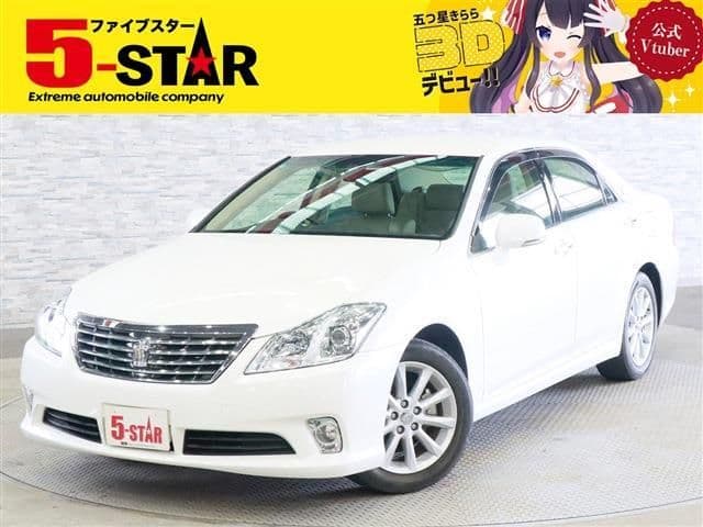 TOYOTA CROWN sedan