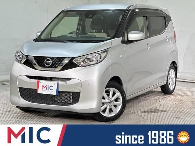 NISSAN