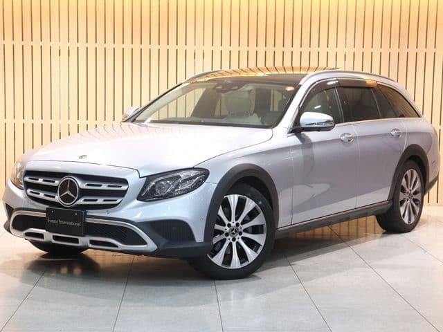 MERCEDES BENZ