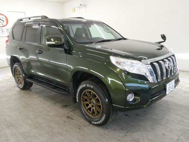 TOYOTA LANDCRUISER PRADO