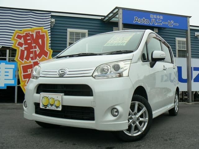 DAIHATSU MOVE CUSTOM