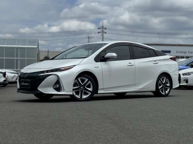 TOYOTA PRIUS PHV