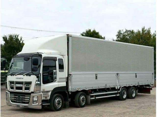 ISUZU GIGA