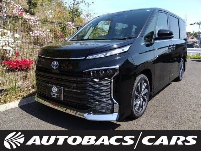 TOYOTA VOXY HYBRID
