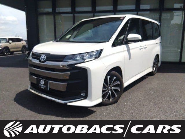 TOYOTA NOAH