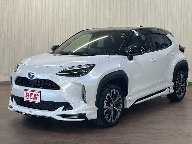 TOYOTA YARIS CROSS HYBRID