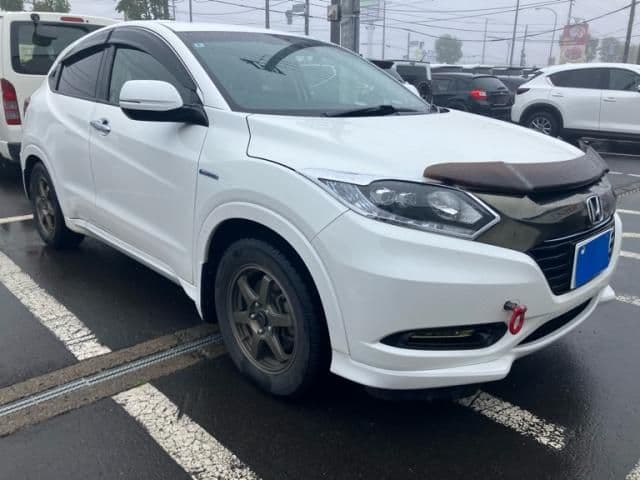 Car thumbnail 3