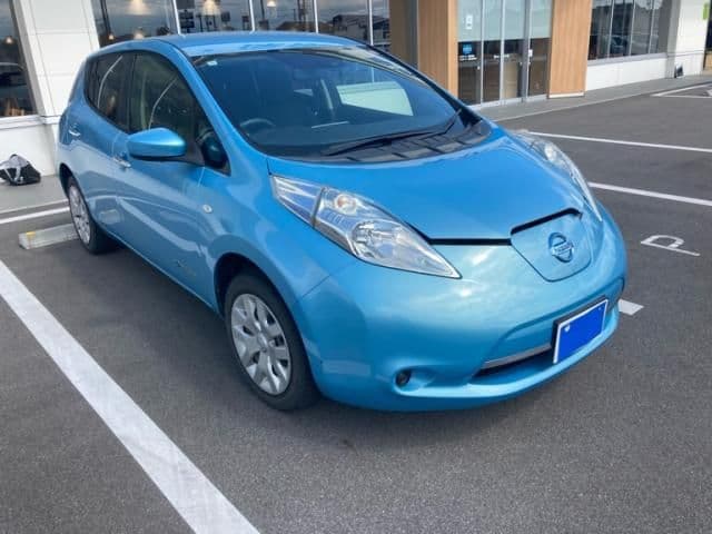 NISSAN