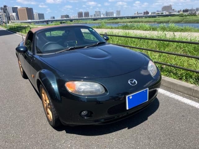 Car image 1