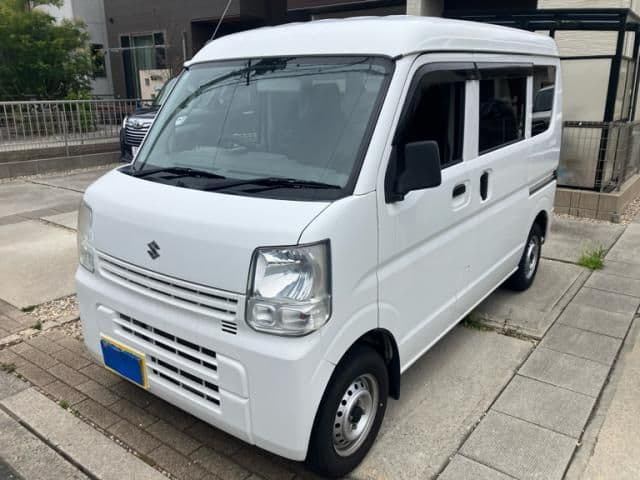 SUZUKI