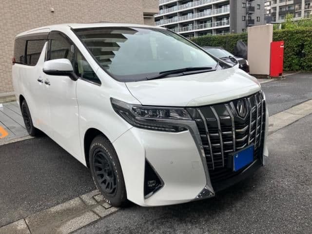 Car image 1