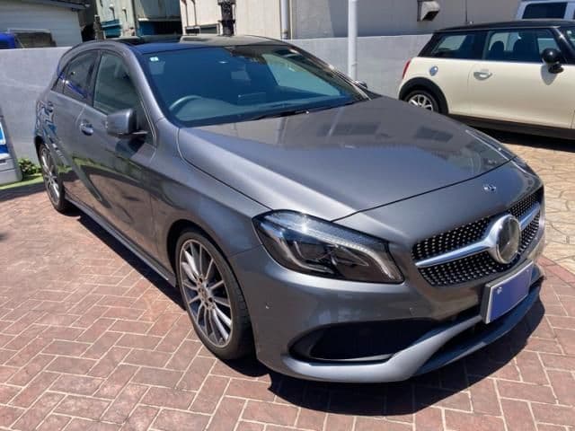 Car image 1