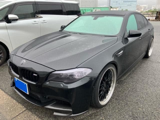 Car thumbnail 3