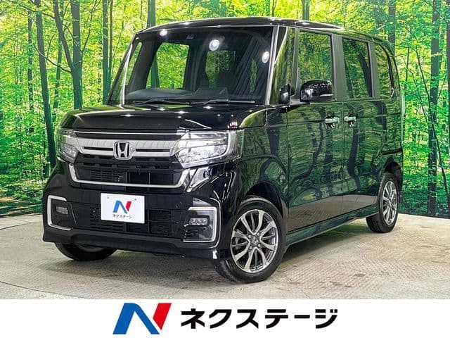 HONDA N BOX CUSTOM 4WD
