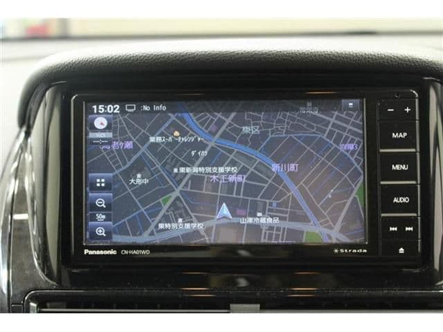 Car thumbnail 3