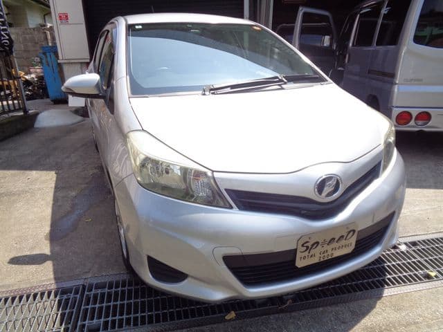 TOYOTA VITZ