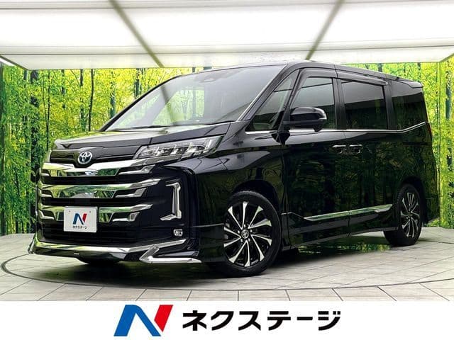 TOYOTA NOAH HYBRID