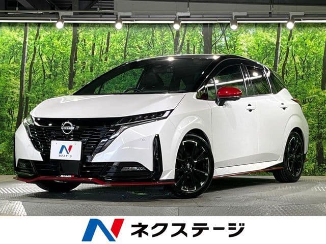 NISSAN AURA