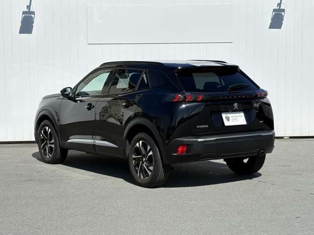 Car thumbnail 3