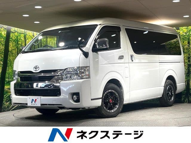 TOYOTA HIACE wagon