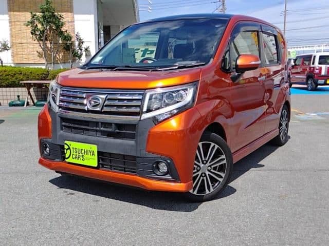 DAIHATSU MOVE CUSTOM