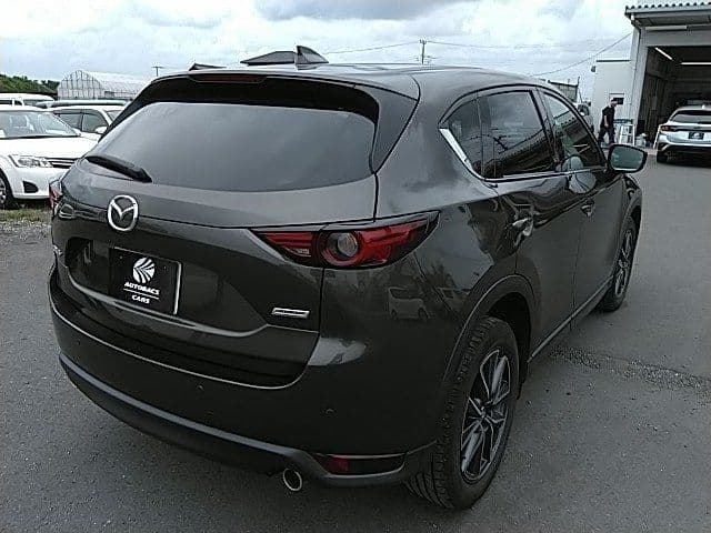 Car thumbnail 3