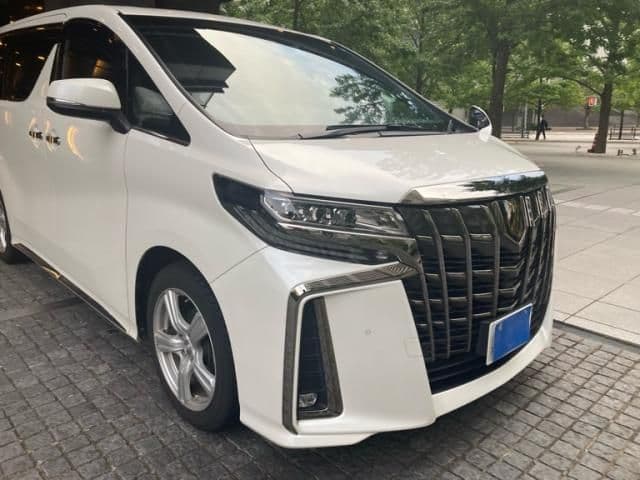 TOYOTA ALPHARD 4WD