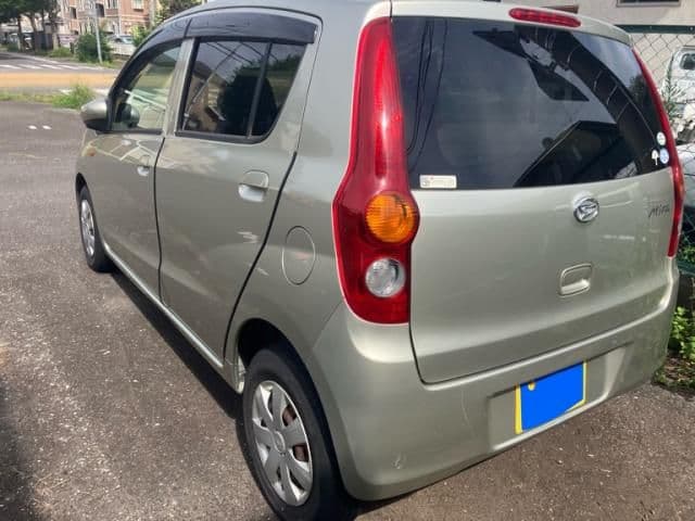 Car thumbnail 4