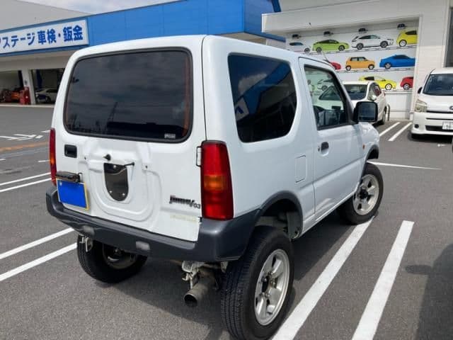 Car thumbnail 4