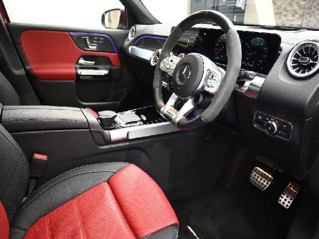 Car thumbnail 3