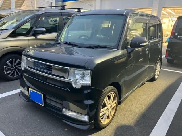 TOYOTA PIXIS SPACE CUSTOM