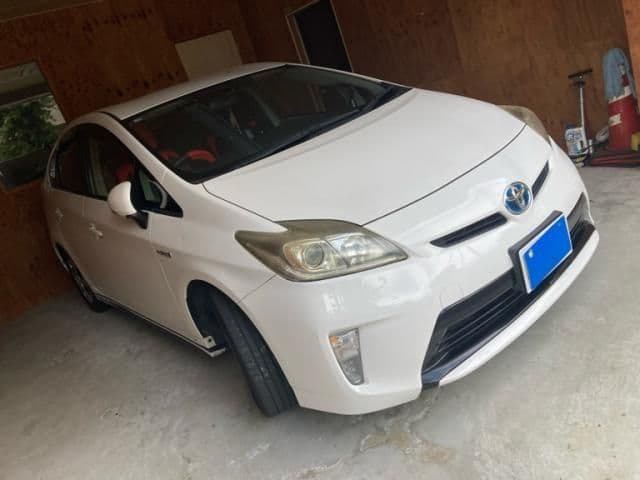 Car thumbnail 3