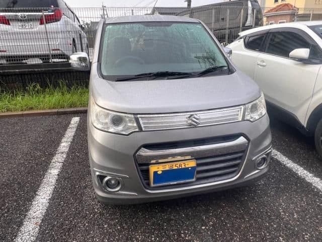 Car image 1