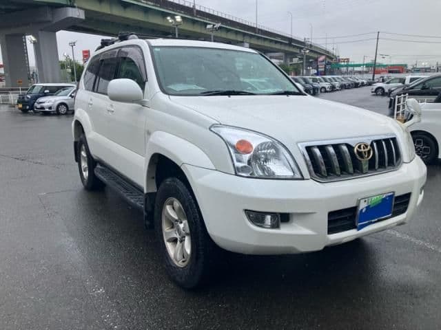 TOYOTA LANDCRUISER PRADO