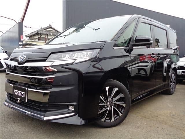 TOYOTA NOAH HYBRID