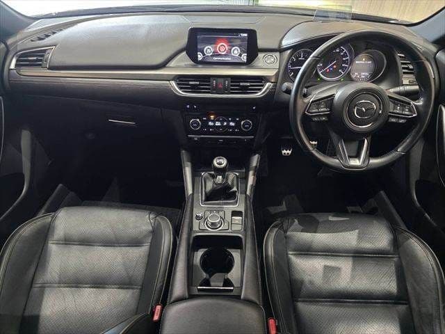 Car thumbnail 3