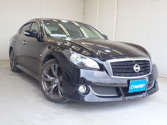 NISSAN