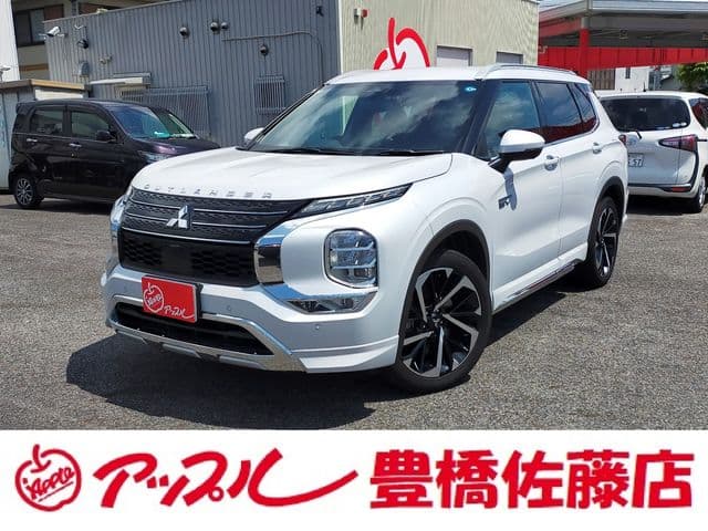 MITSUBISHI OUTLANDER PHEV