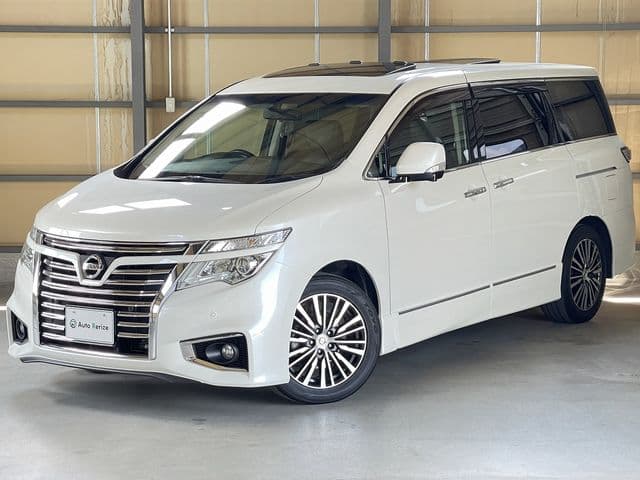 NISSAN ELGRAND