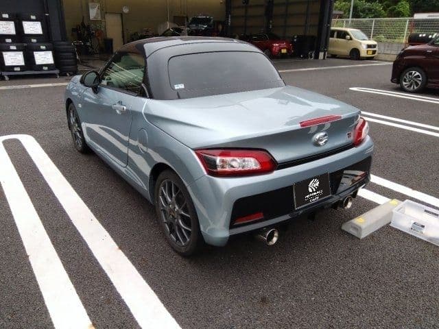 Car thumbnail 3