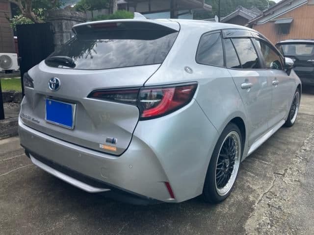 Car thumbnail 3