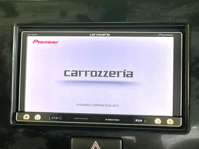 Car thumbnail 3