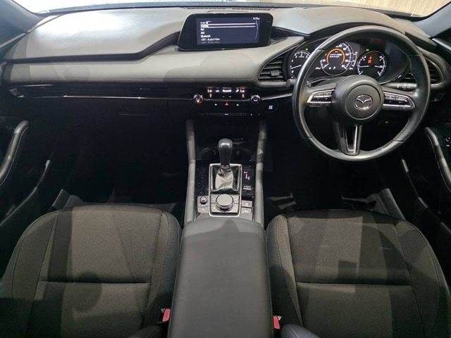 Car thumbnail 3