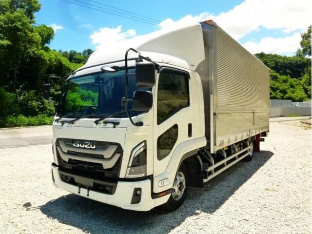 ISUZU